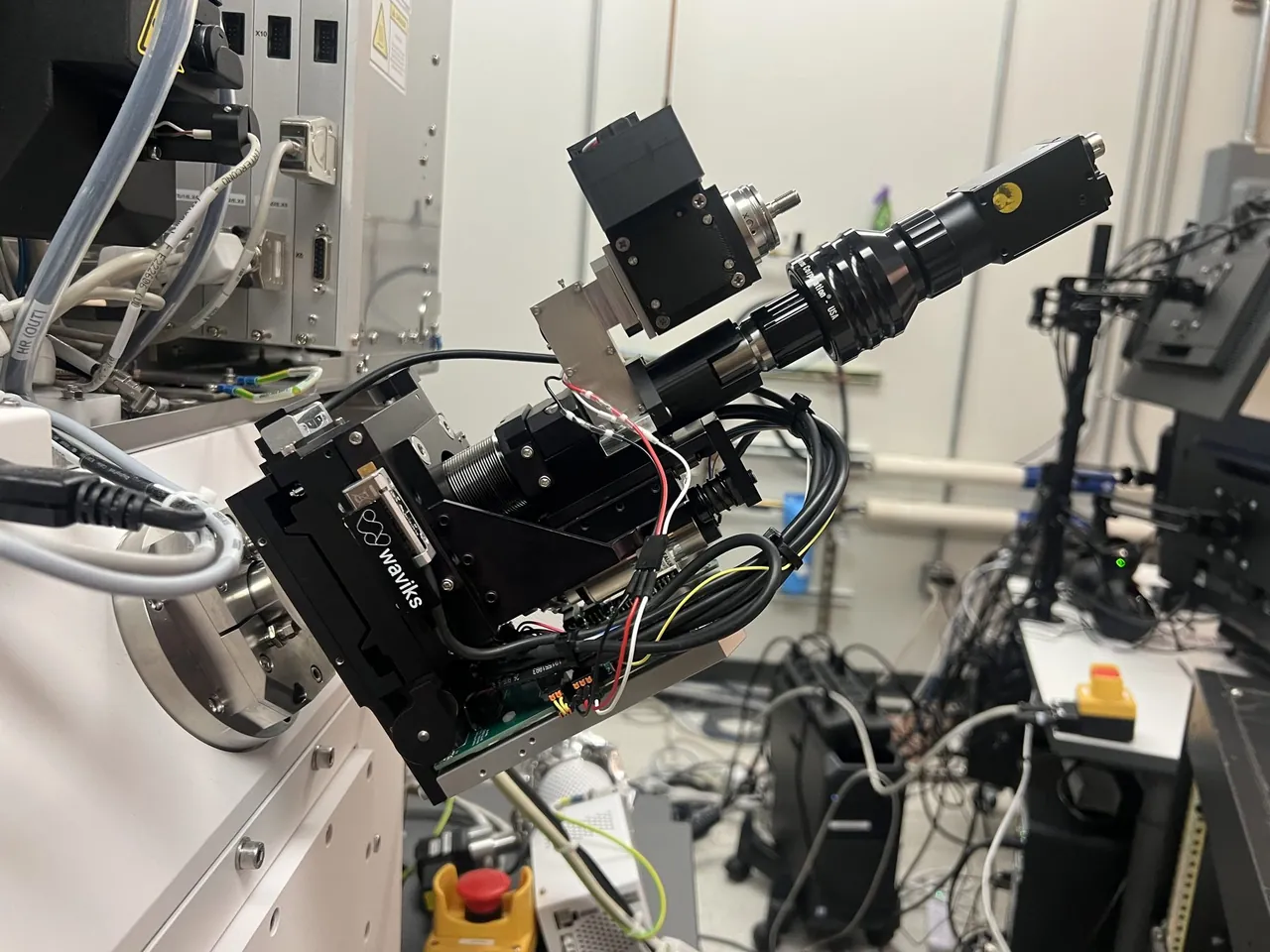 Vesta optical hardware positioned for electron microscope experiments